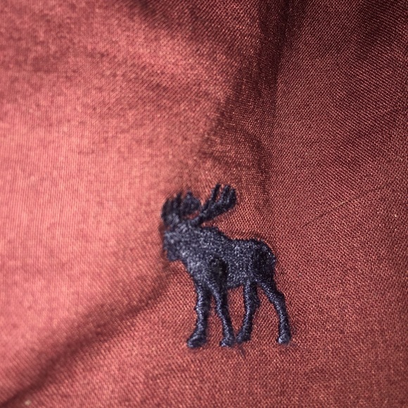 🌸•ABERCROMBIE & FITCH MAROON SKIRT•🌸 - Picture 2 of 2